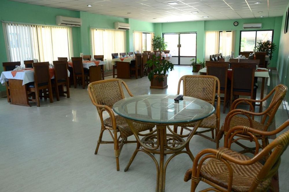 ホテル シッダールタ Nepalgunj エクステリア 写真